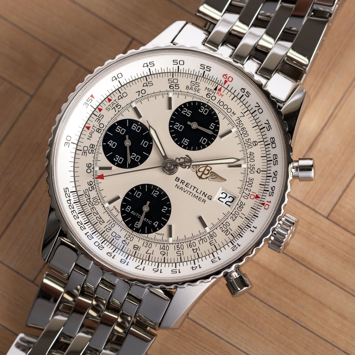 Stylied photo of  of Navitimer Heritage