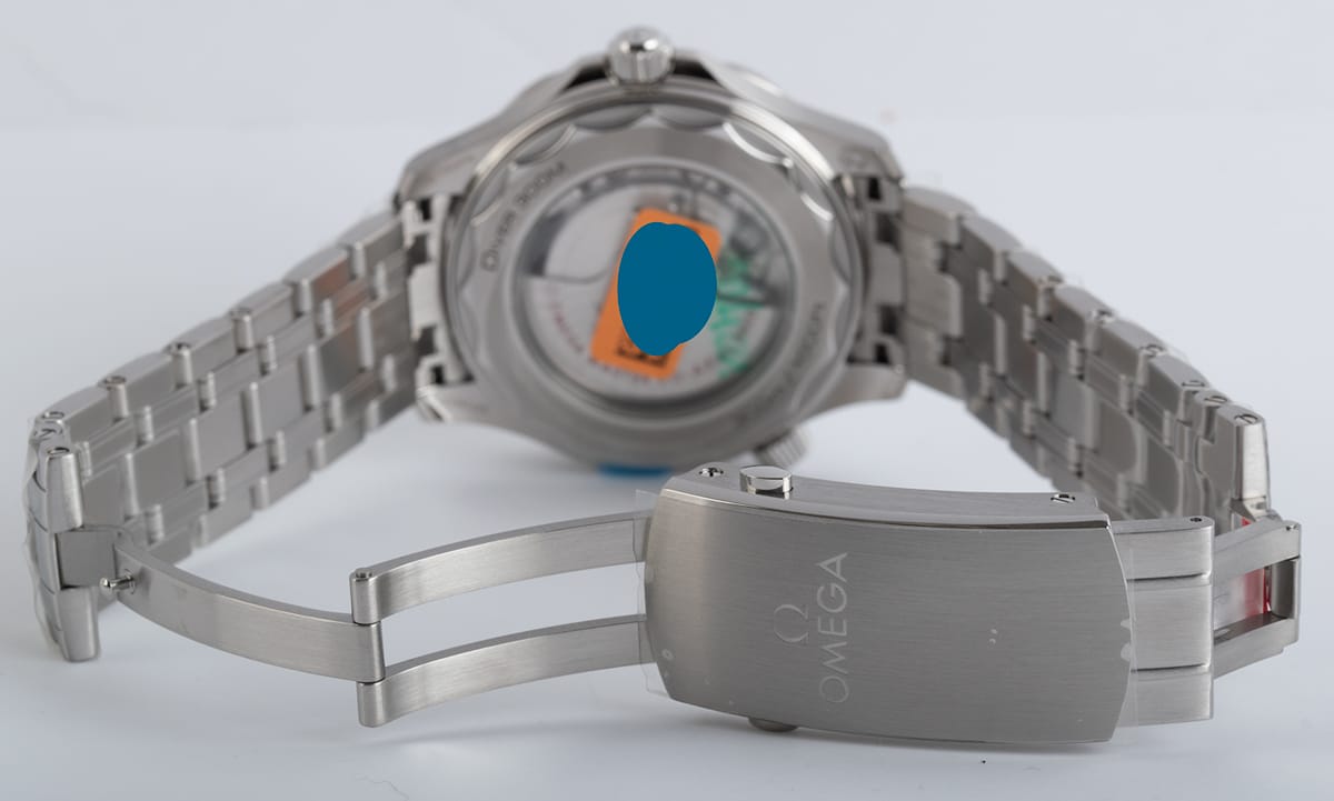 Open Clasp Shot of Seamaster Diver 300M Master Chronometer