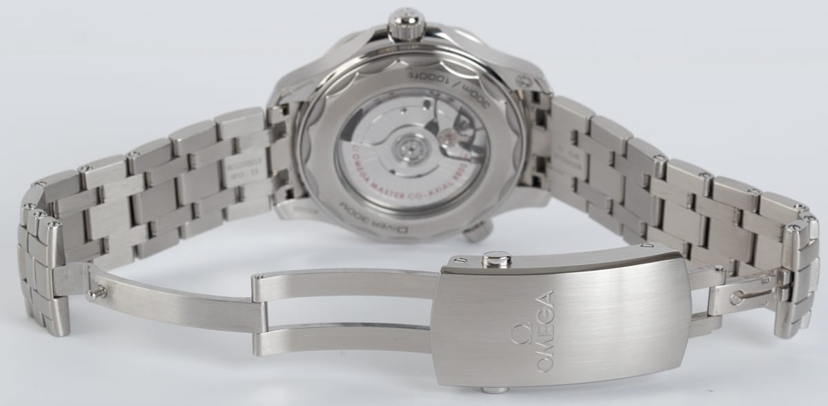 Open Clasp Shot of Seamaster Diver 300M Master