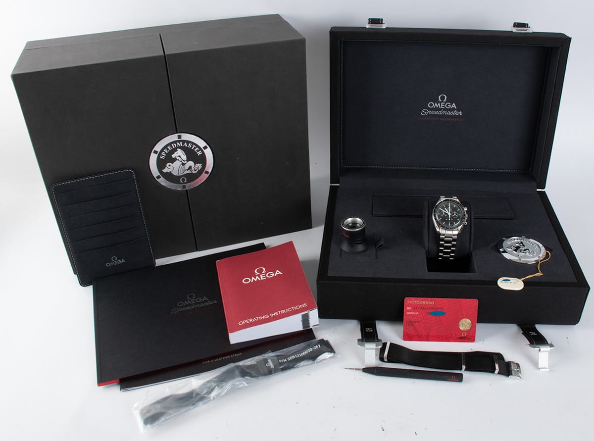 Box / Paper shot of Speedmaster Legendary Moonwatch