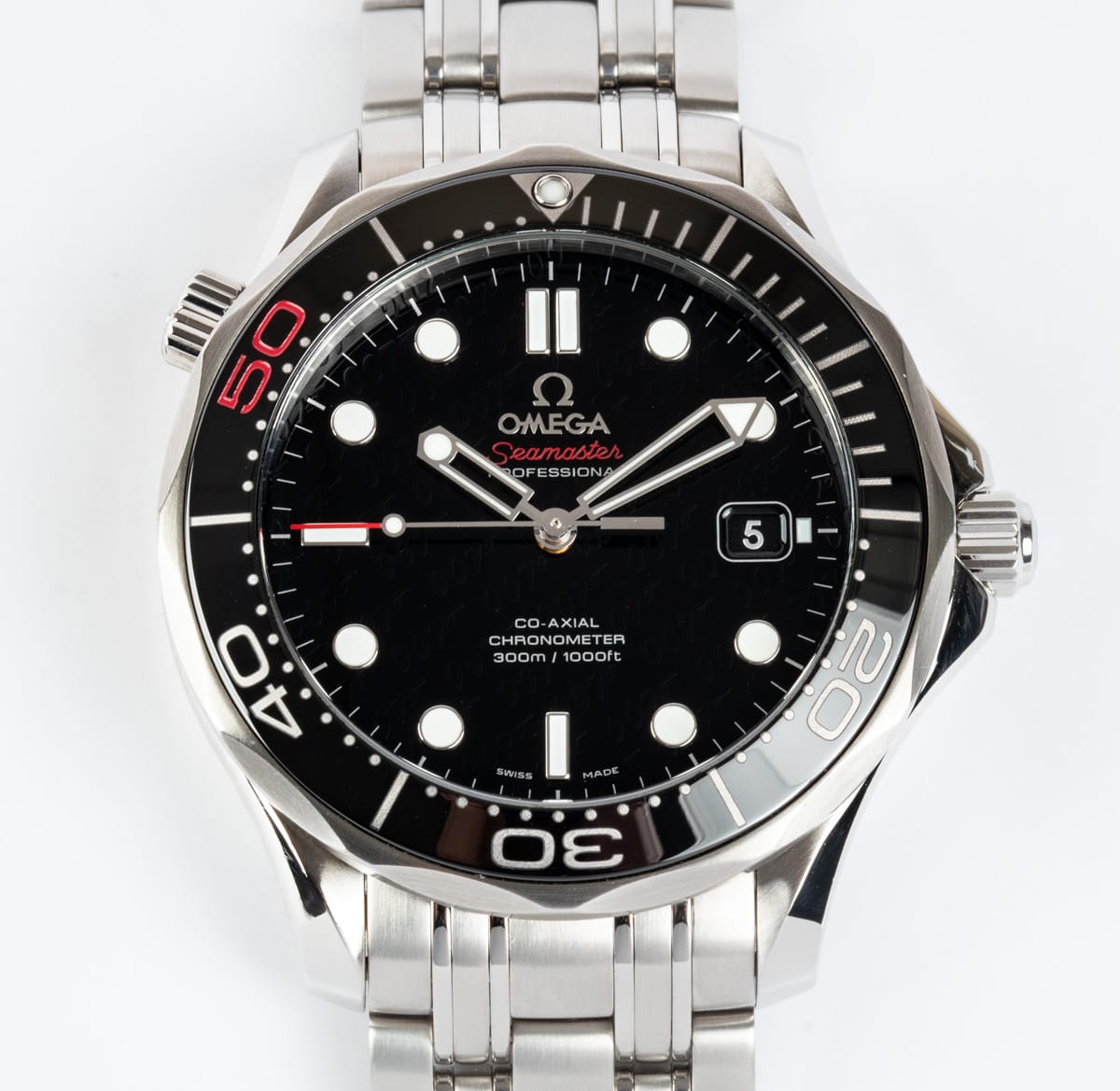 Front Shot  of Seamaster Pro 007 James Bond 50th Anniversary Limited Edition