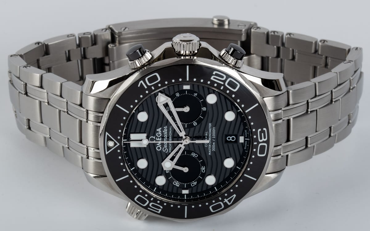 Front View of Seamaster Diver Chrono