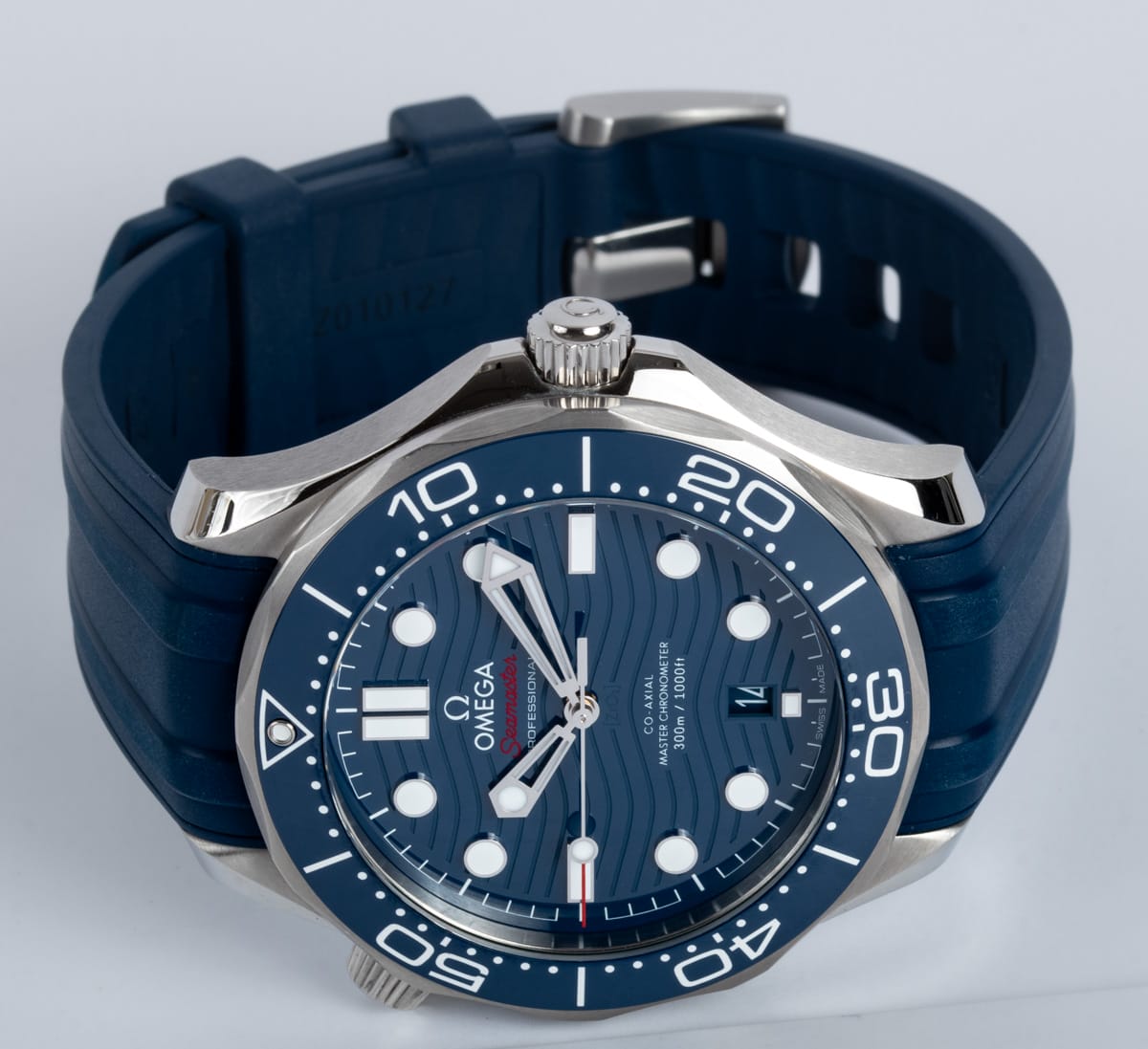 Front View of Seamaster Diver 300M