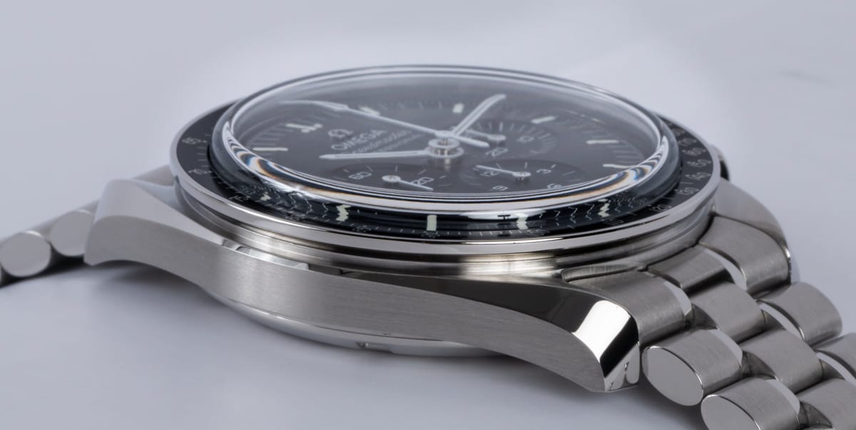 9' Side Shot of Speedmaster Moonwatch Professional Co-Axial Master Chronometer