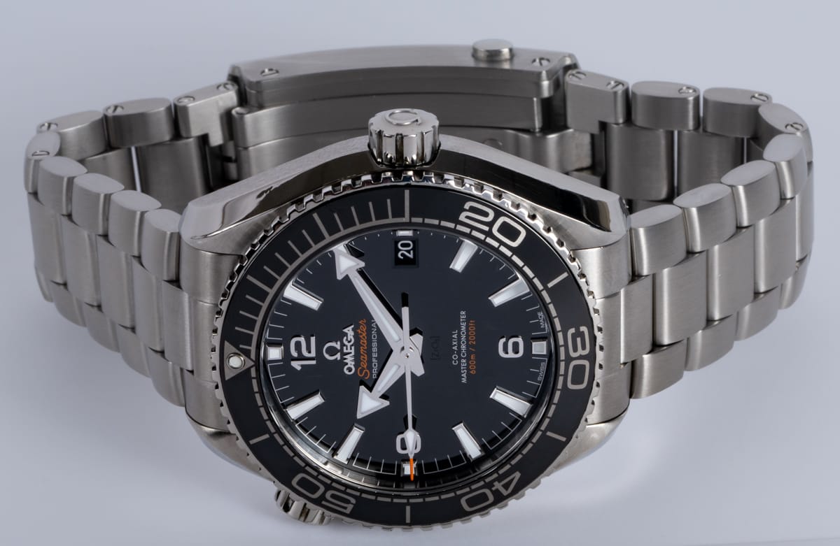 Front View of Seamaster Planet Ocean Master 43.5MM