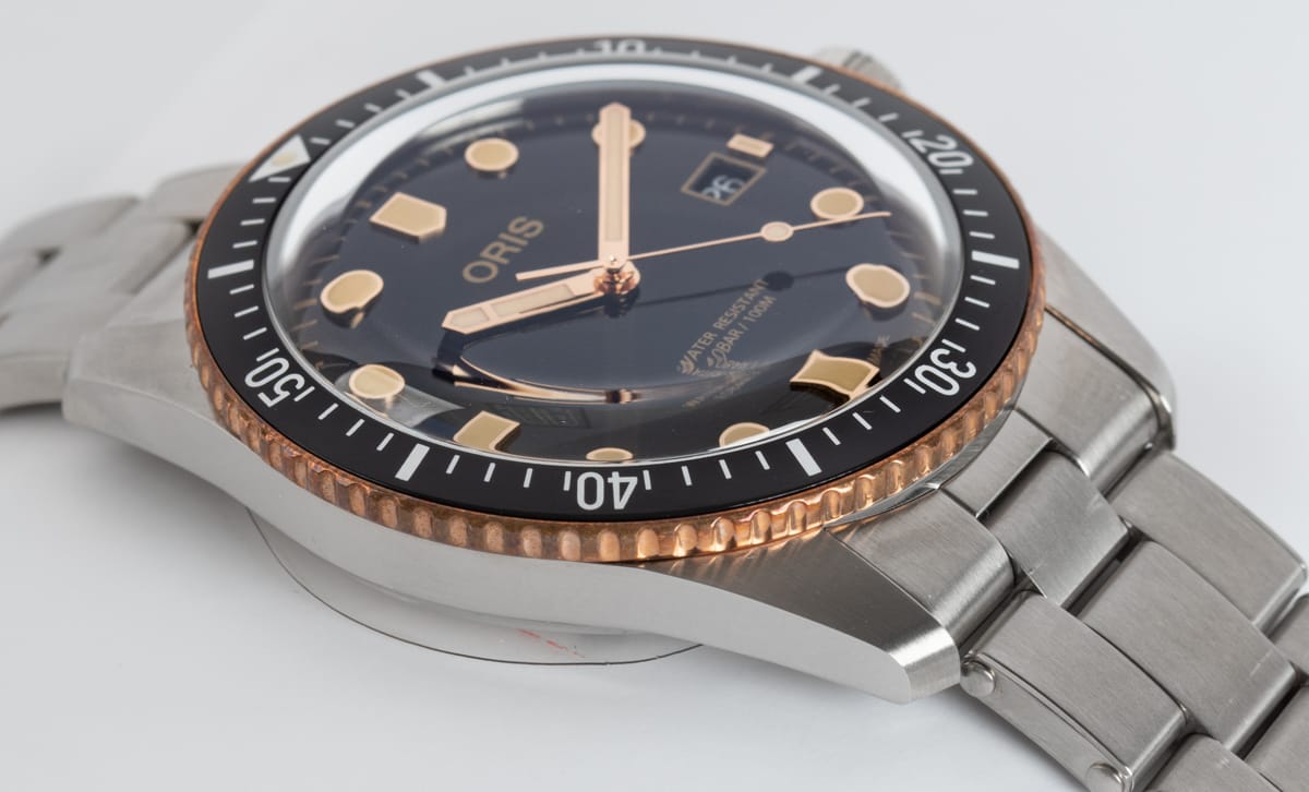 9' Side Shot of Divers Sixty-Five 