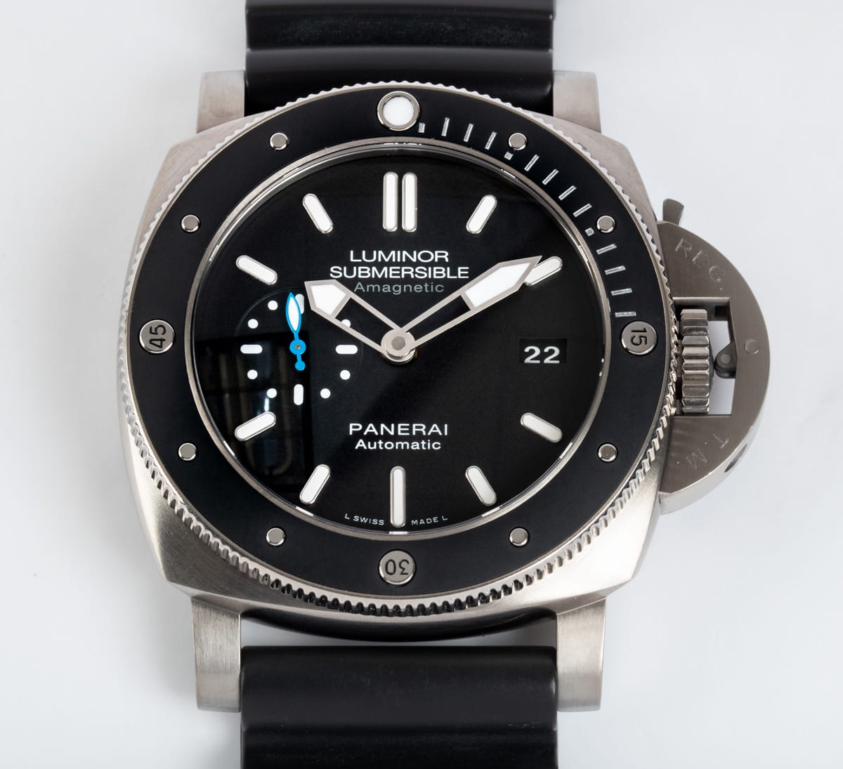 Front Shot  of Luminor Submersible 1950 Amagnetic 47MM