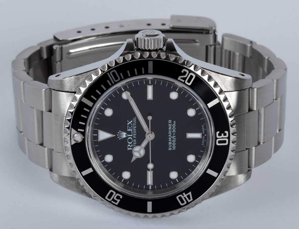 Front View of Submariner