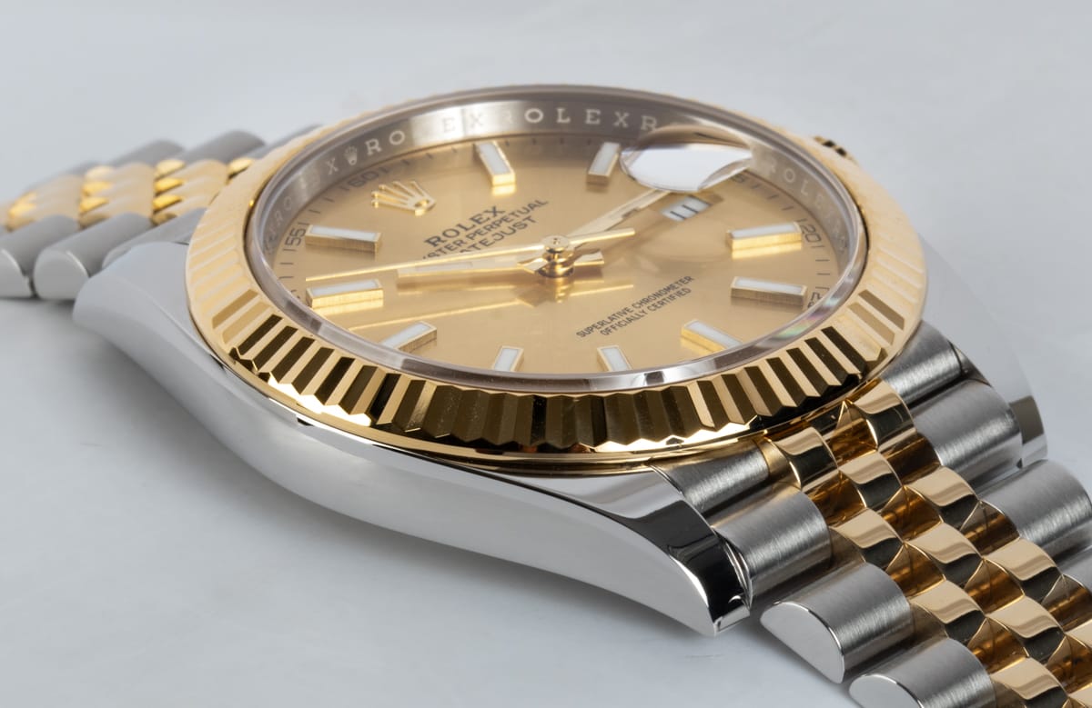 9' Side Shot of Datejust 41