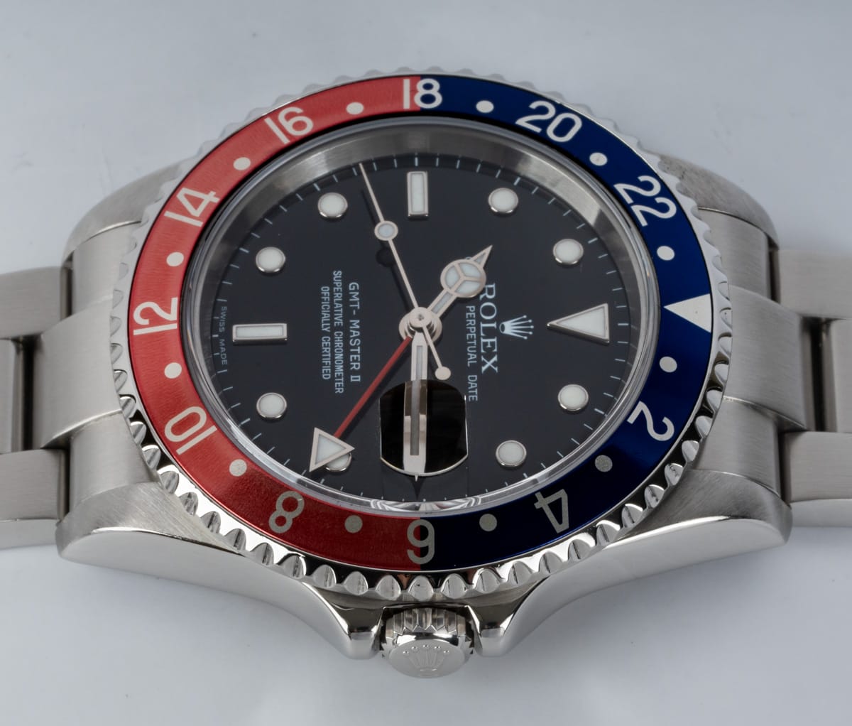 Crown Side Shot of GMT-Master II 'Pepsi' 3186