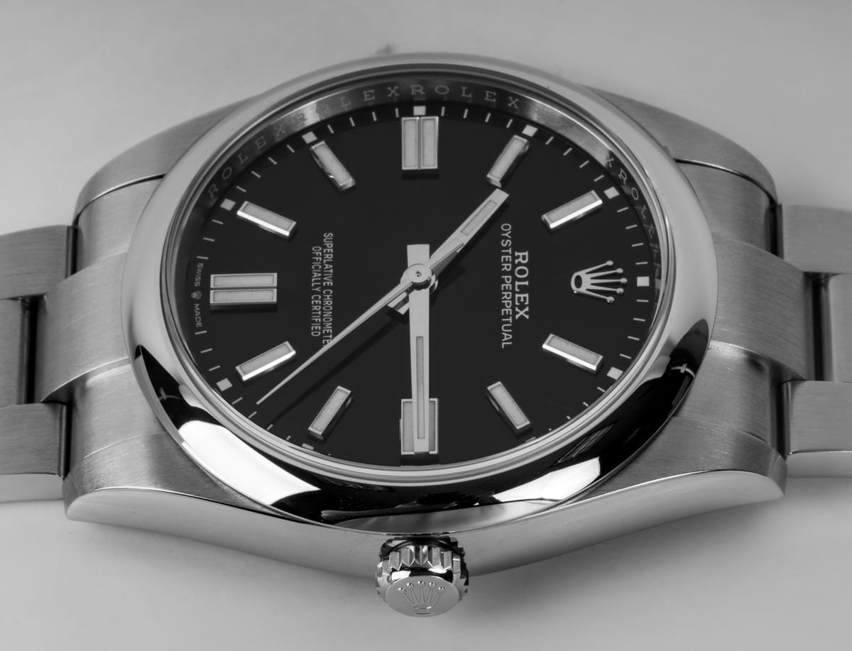 Crown Side Shot of Oyster Perpetual 41