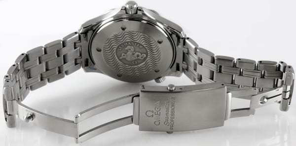 Open Clasp Shot of Seamaster Professional