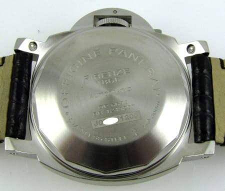 Caseback of Luminor Marina