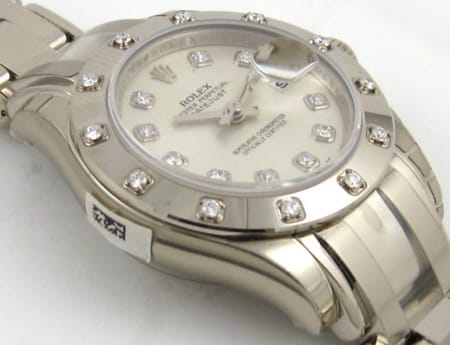 9' Side Shot of Ladies Datejust Masterpiece Pearlmaster