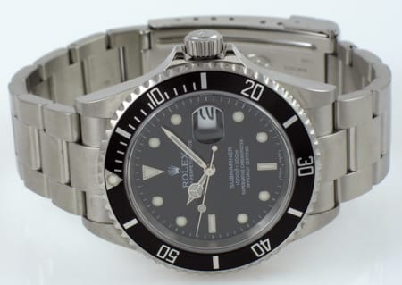 Front View of Submariner Date