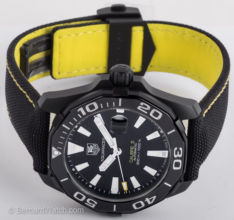 Front View of Aquaracer