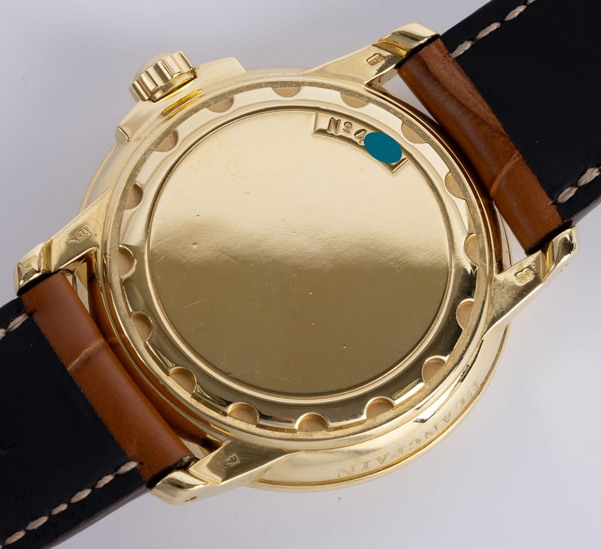 Caseback of Leman Ultra Slim