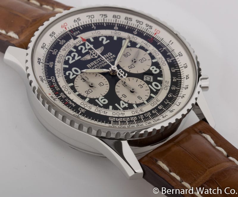 9' Side Shot of Navitimer Cosmonaute