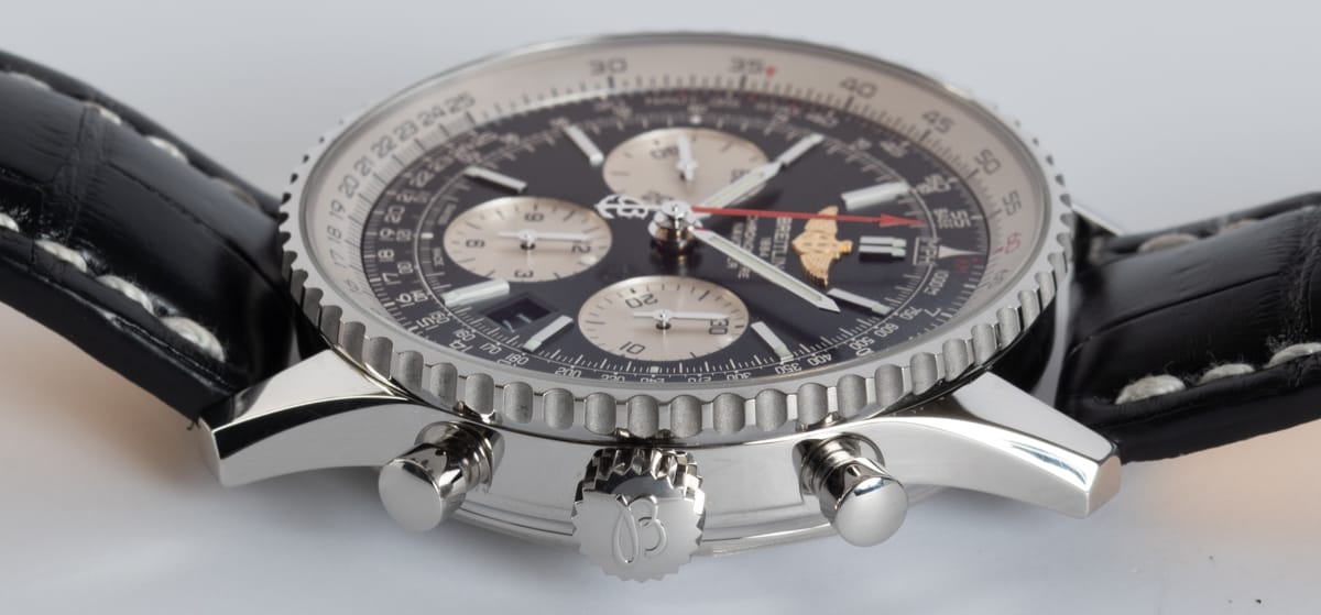 Crown Side Shot of Navitimer B01