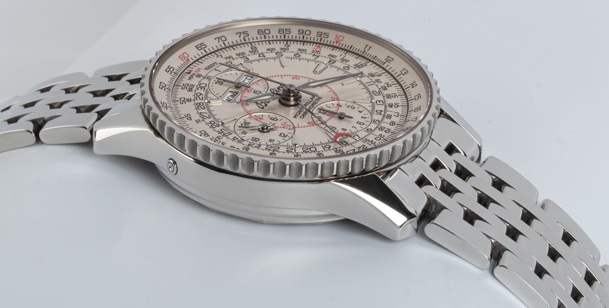 9' Side Shot of Navitimer Montbrillant Datora