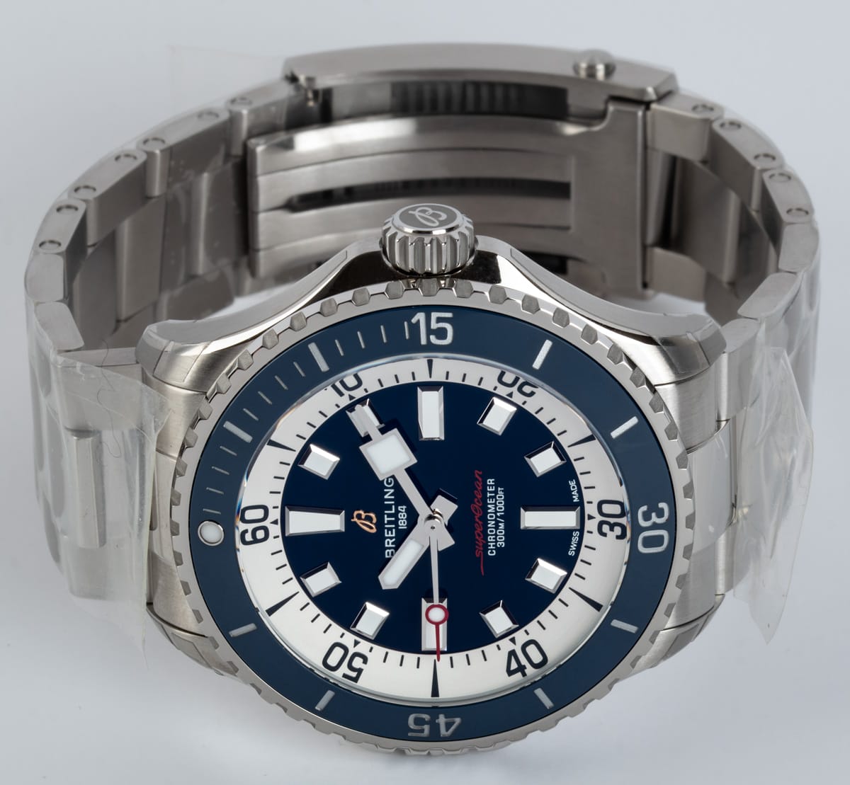 Front View of SuperOcean Automatic 46
