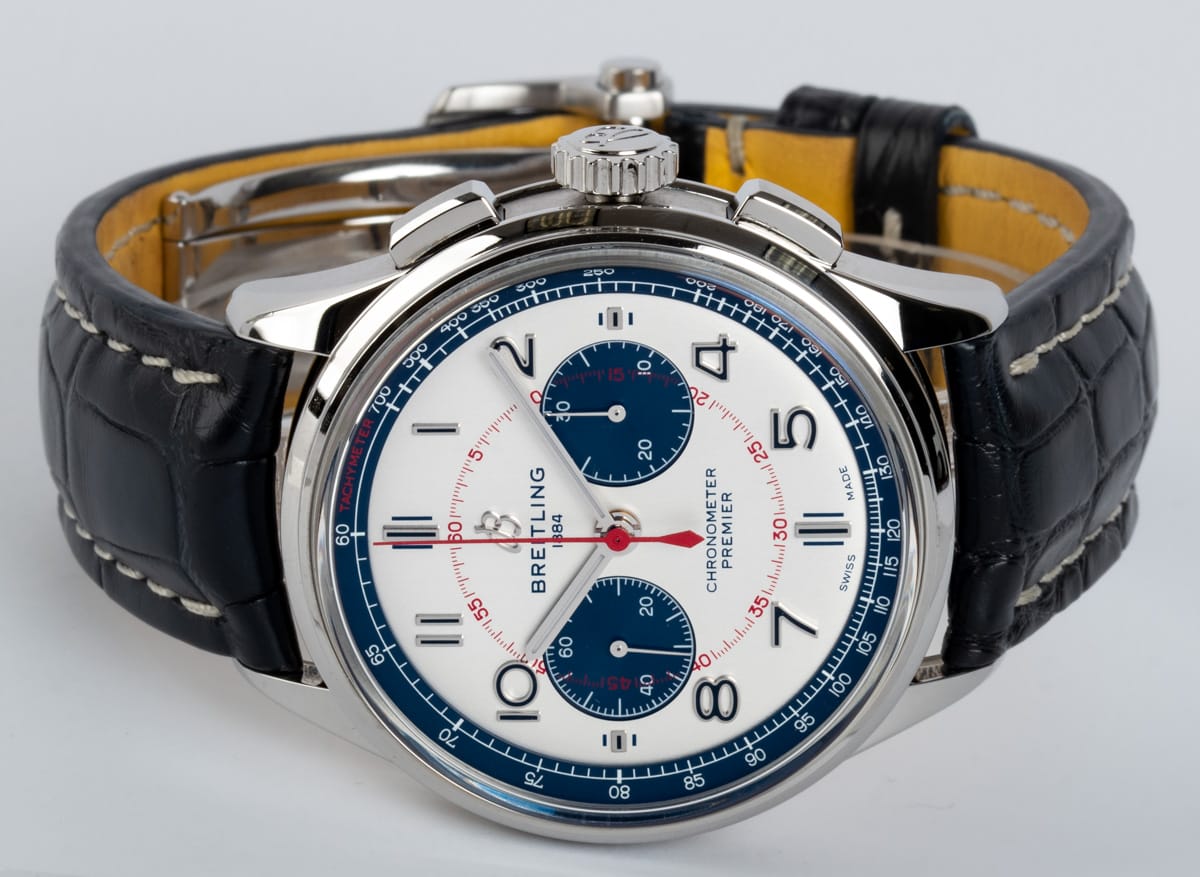 Front View of Premier Bentley Mulliner LE B01 Chronograph 42