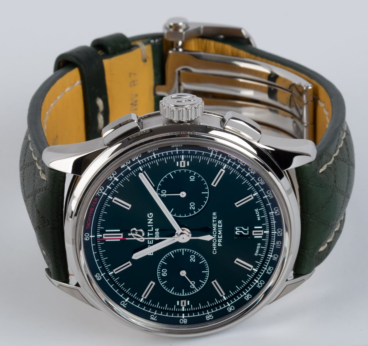 Front View of Premier Bentley Mulliner LE B01 Chronograph 42