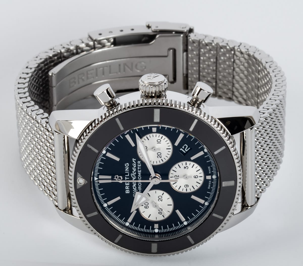 Front View of SuperOcean Heritage B01 Chronograph 44