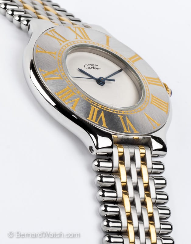 9' Side Shot of Must de Cartier 21