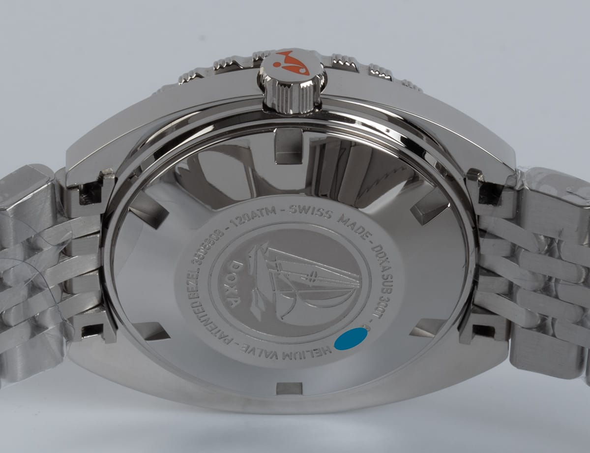 Caseback of Sub 300T Caribbean