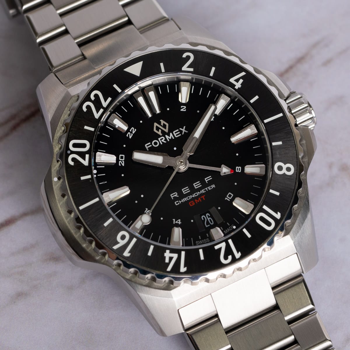 Stylied photo of  of Reef GMT