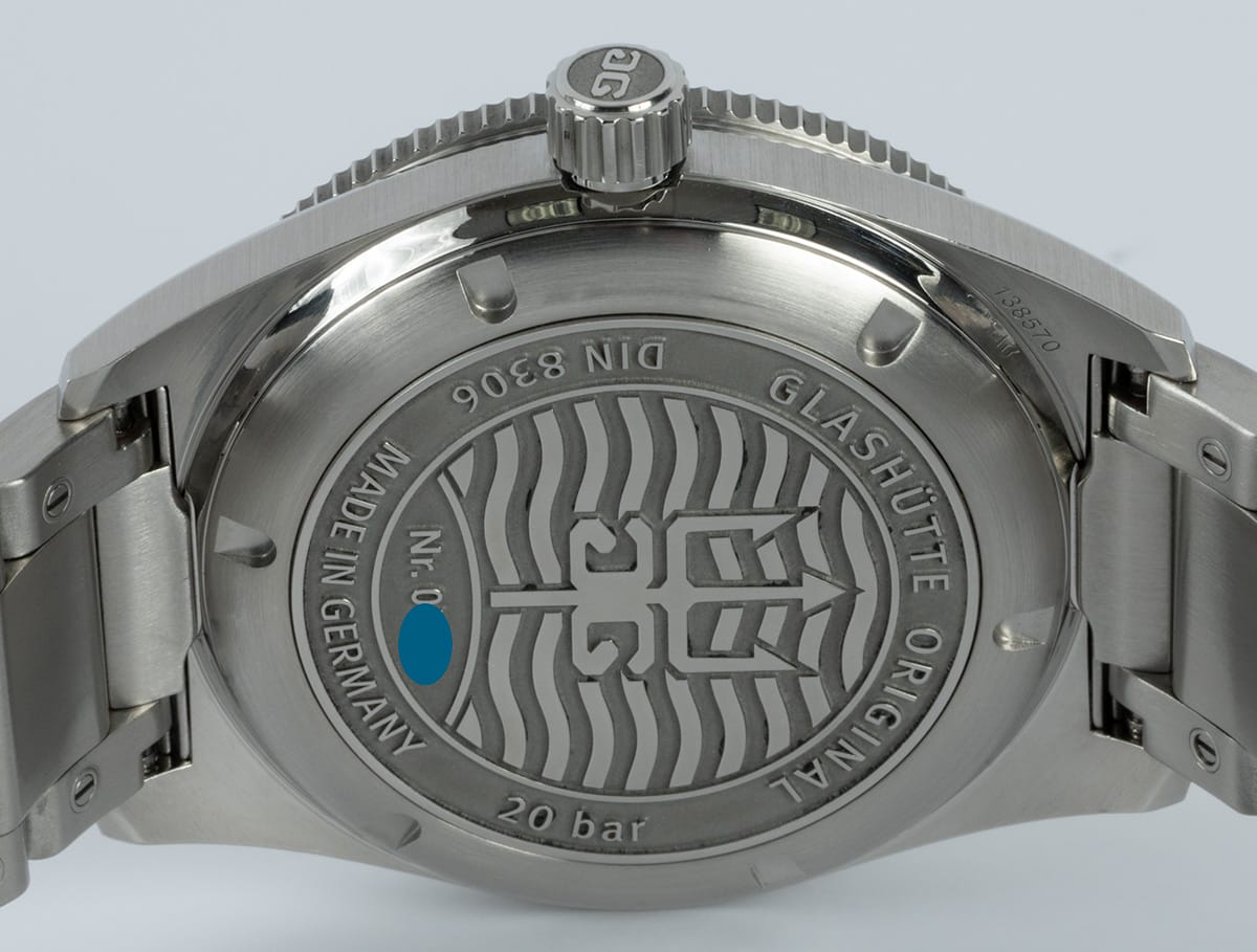 Caseback of SeaQ Automatic 39.5mm