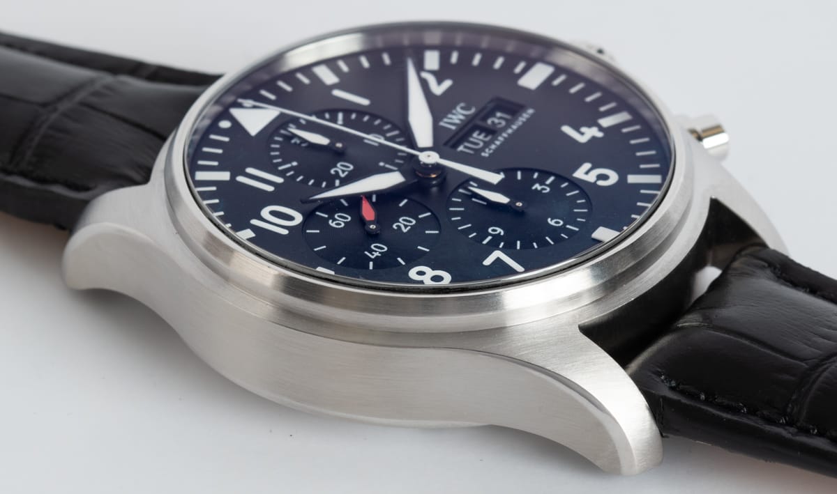 9' Side Shot of Pilot's Chronograph