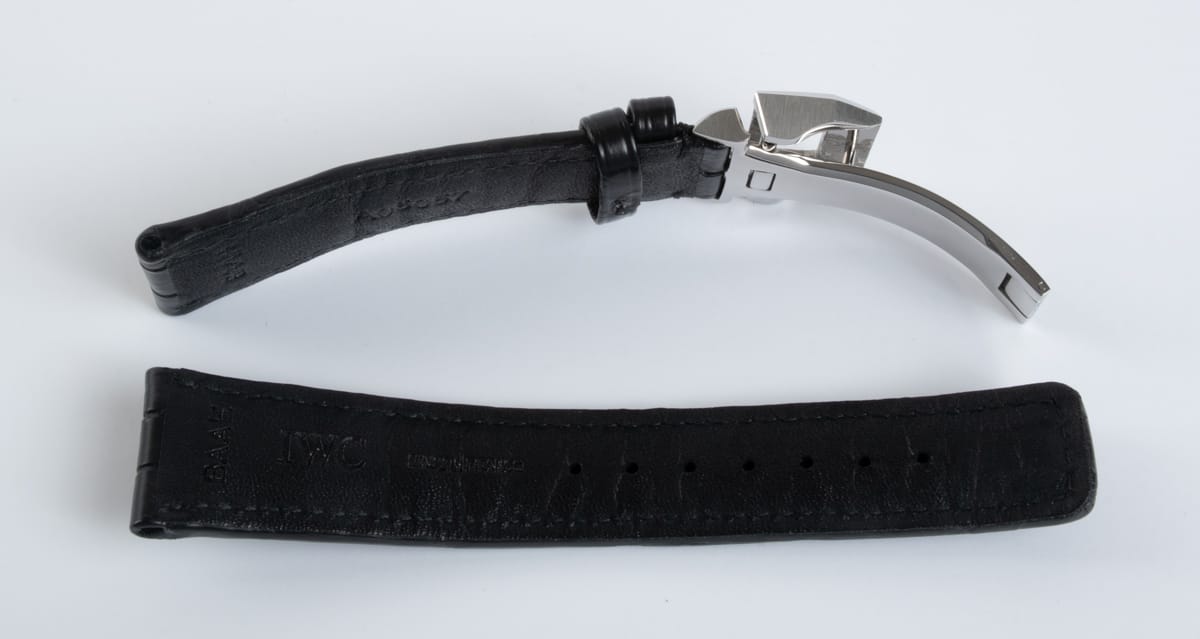 Another Photo of  of Alligator Deployant Strap