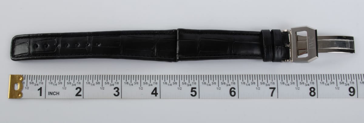 And another photo of of Alligator Deployant Strap