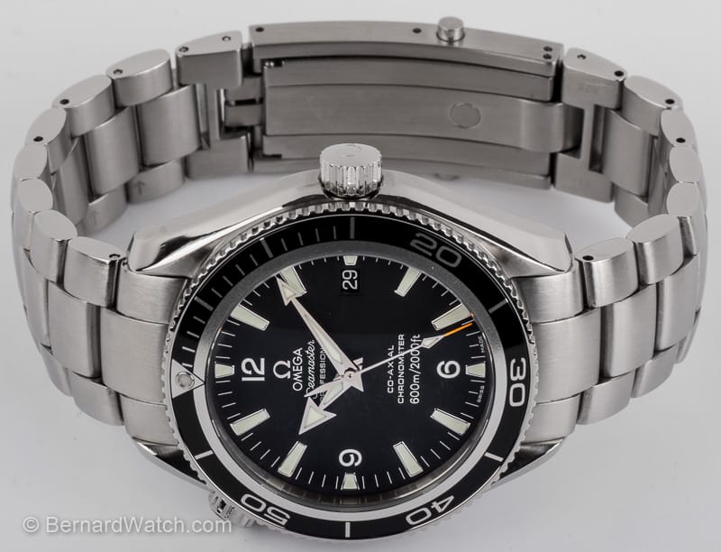 Front View of Seamaster Planet Ocean