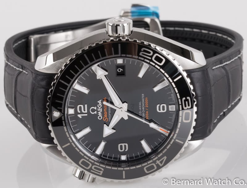 Front View of Seamaster Planet Ocean Master Chronometer