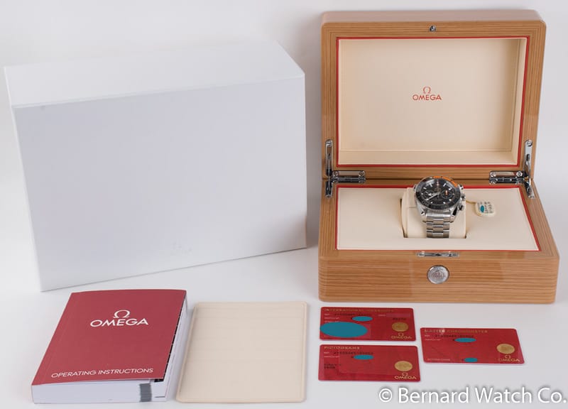 Box / Paper shot of Seamaster Planet Ocean Master Chronometer Chronograph