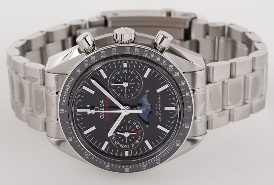Front View of Speedmaster Moonphase Chronograph