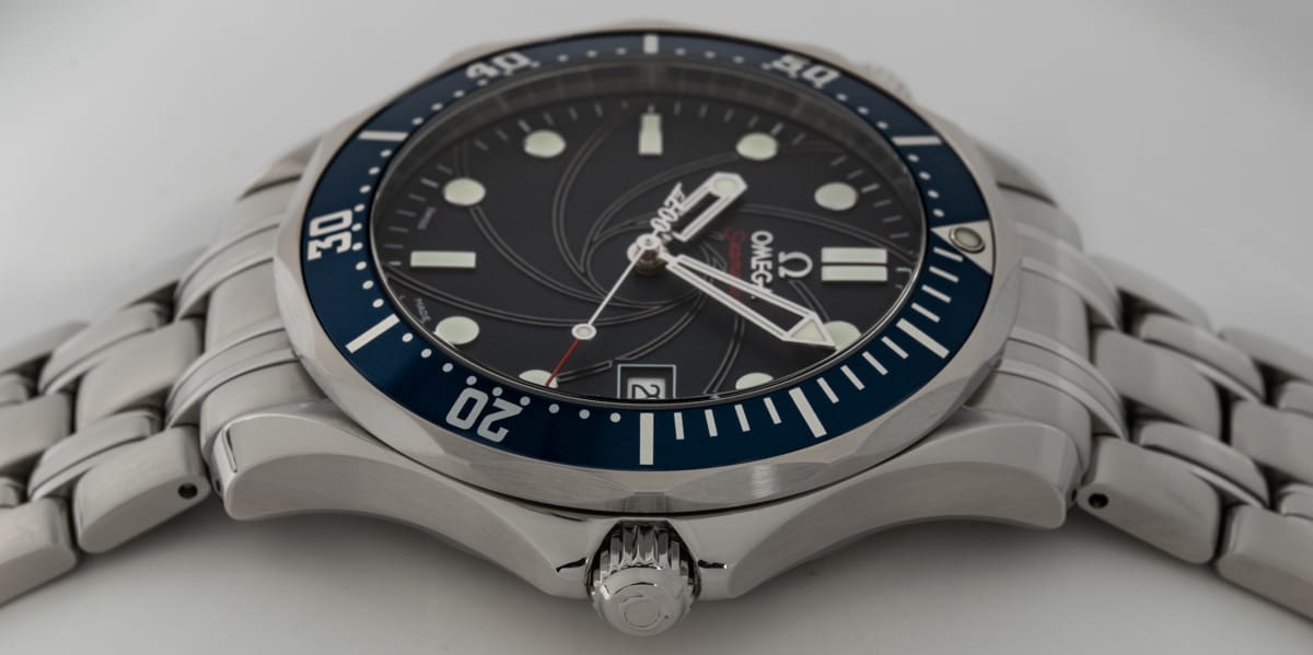 Crown Side Shot of Seamaster Professional 'Casino Royale' Limited Edition