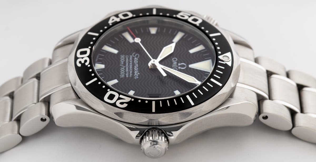 Crown Side Shot of Seamaster Professional Midsize