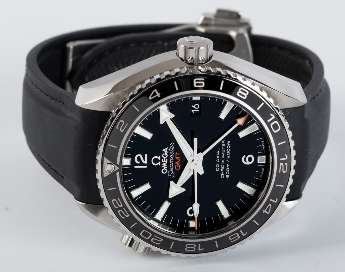 Front View of Seamaster Planet Ocean GMT 43.5 MM