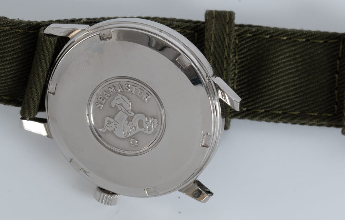 Caseback of Seamaster Military Vintage