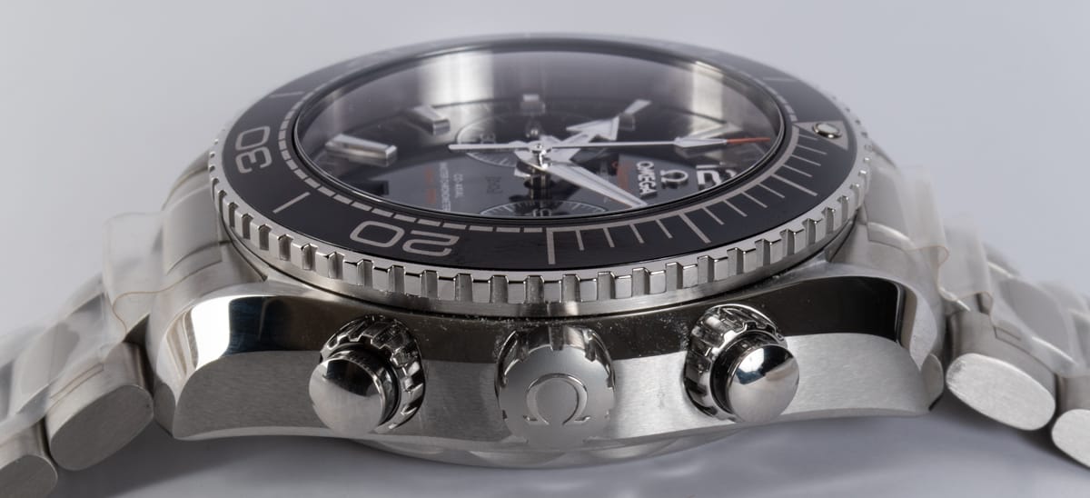 Crown Side Shot of Seamaster Planet Ocean Master Chronometer Chronograph