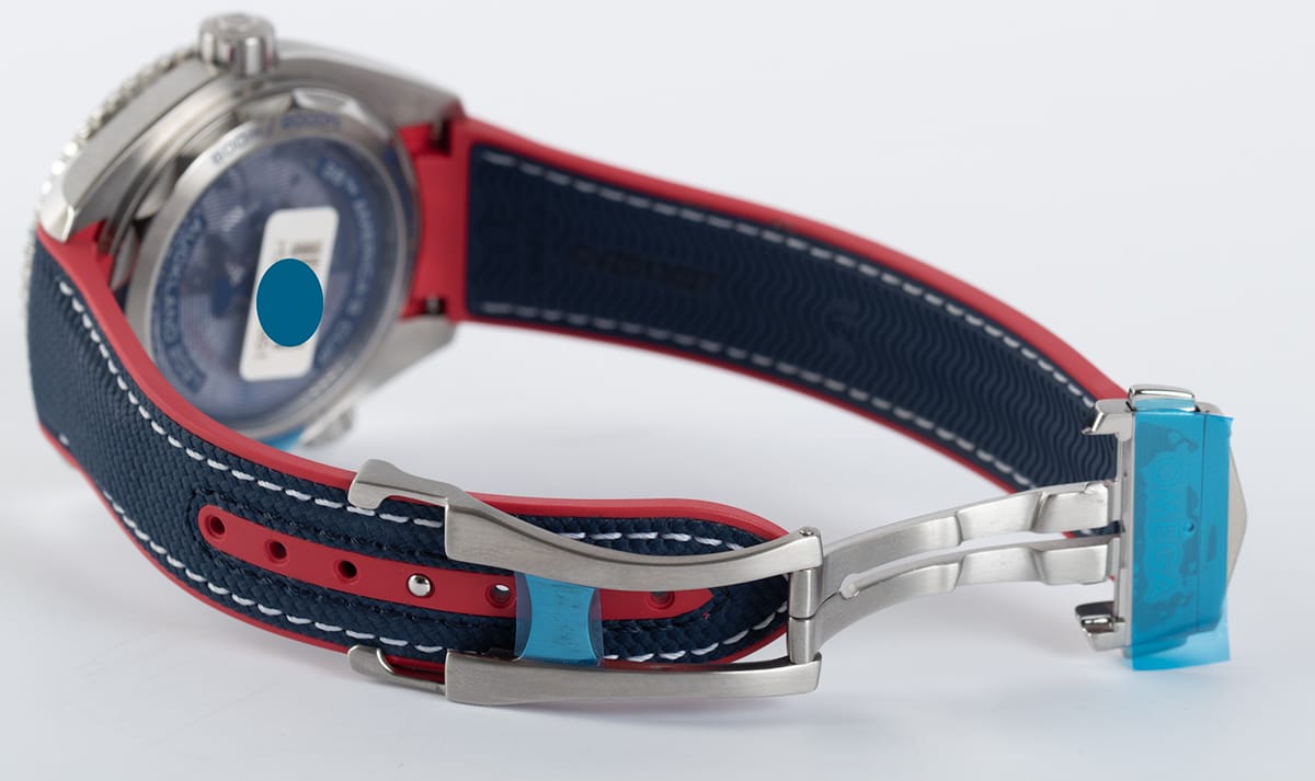 Open Clasp Shot of Planet Ocean 600m Master 'America's Cup' 2021