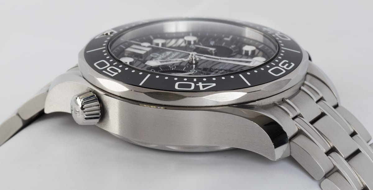 9' Side Shot of Seamaster Diver Chrono