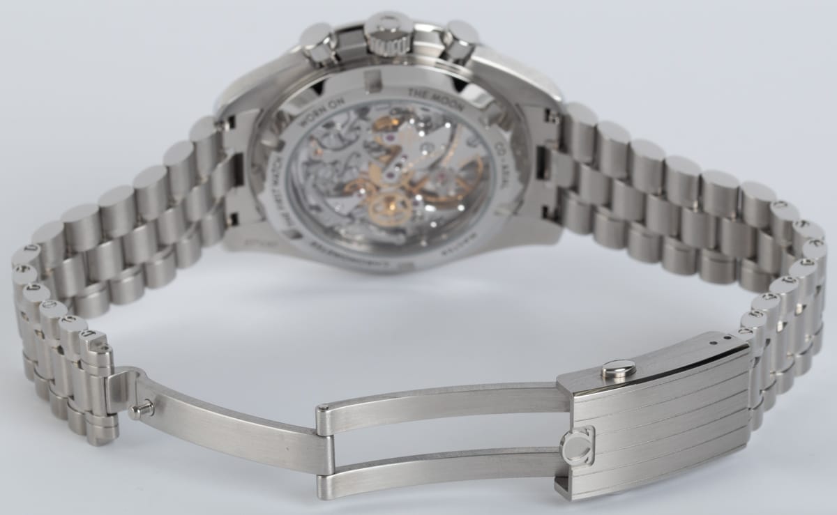 Open Clasp Shot of Speedmaster Moonwatch Professional Co-Axial Master Chronometer