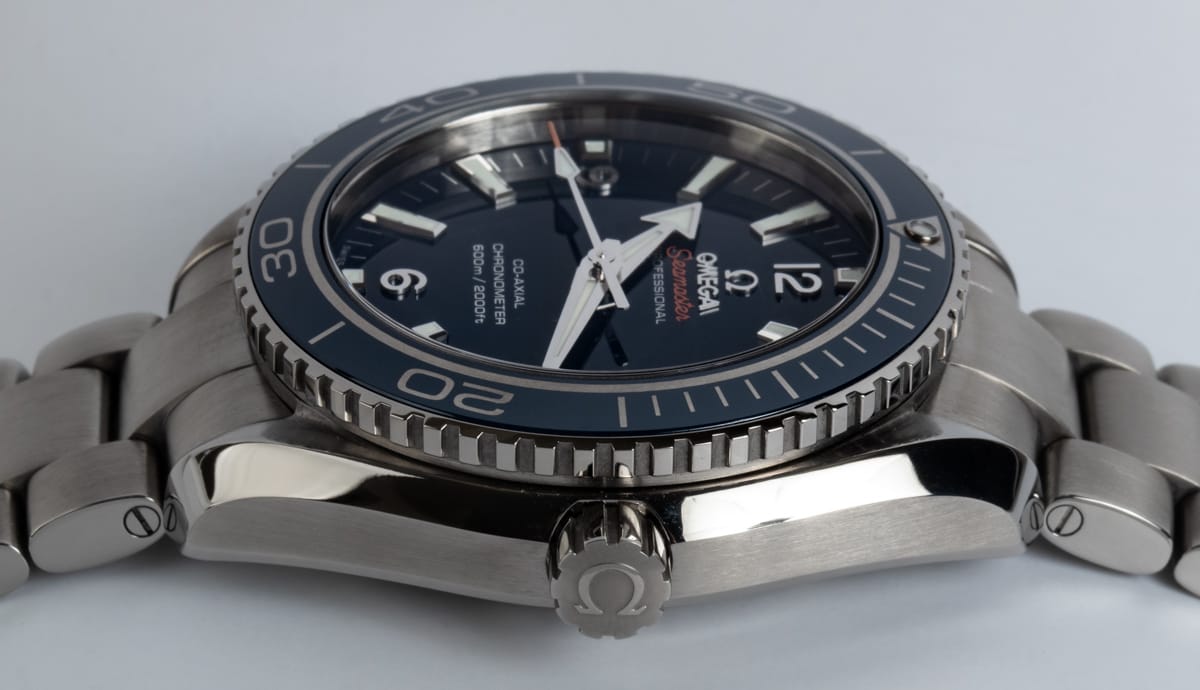 Crown Side Shot of Seamaster Planet Ocean