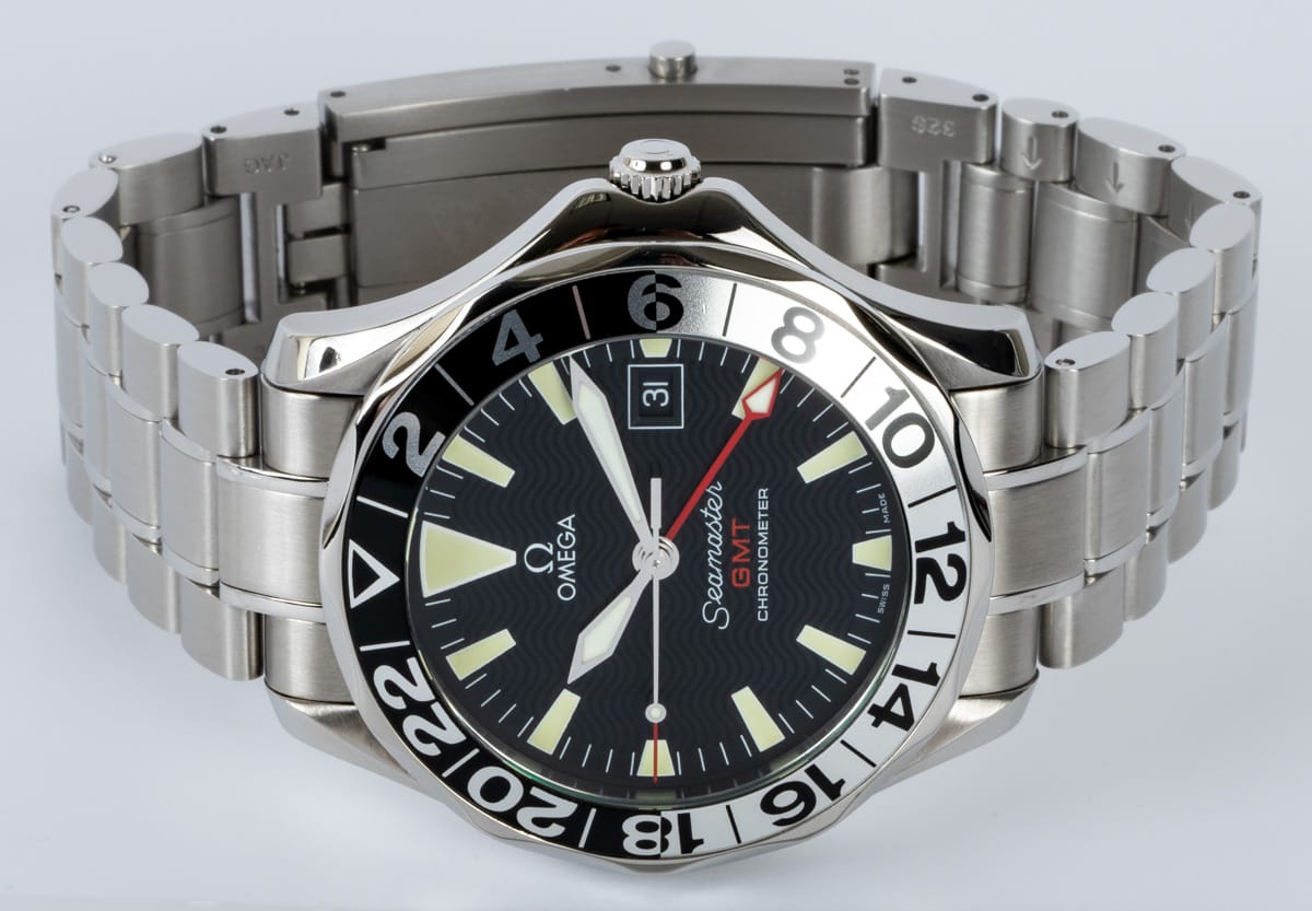 Front View of Seamaster GMT