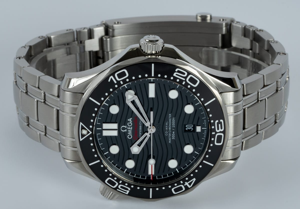 Front View of Seamaster Diver 300M